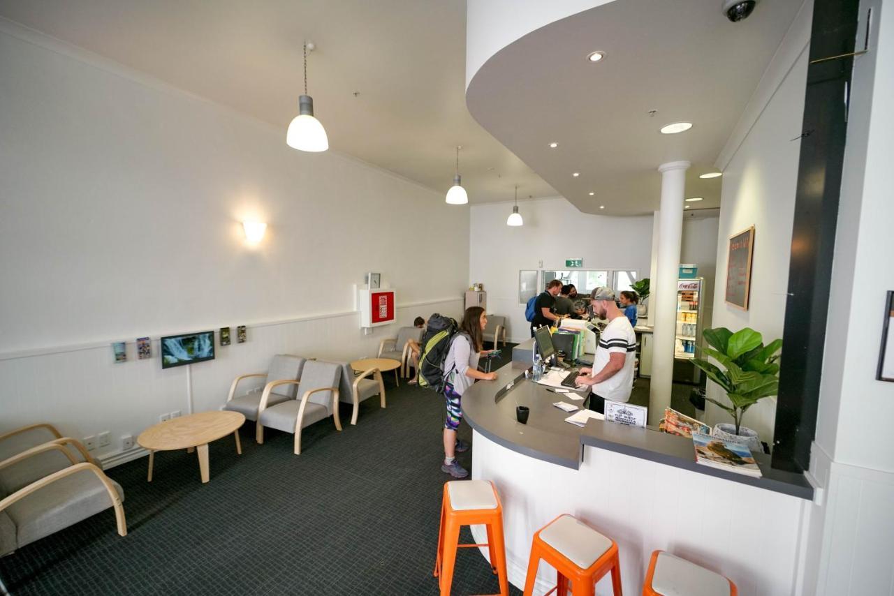 Nomads Capital Backpackers - Wellington Vandrarhem Exteriör bild The reception area of the Student One building